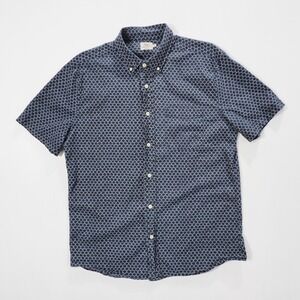 Faherty Shirt Men Medium Blue Indigo Dyed Scallop Short Sleeve Button Up Resort